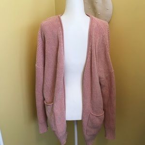 Oversized pink sweater!